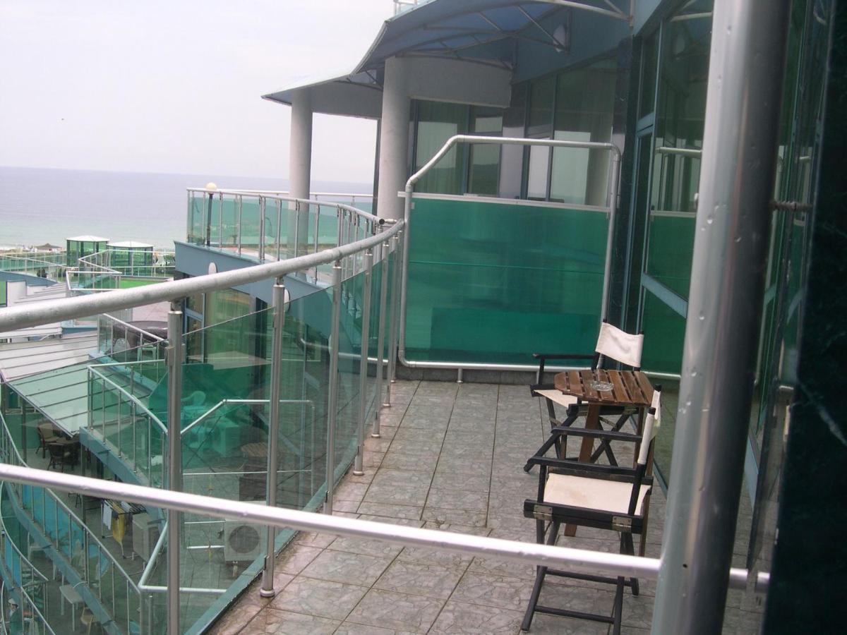 802, Spacy Apm With Sea View. Primorsko Bagian luar foto